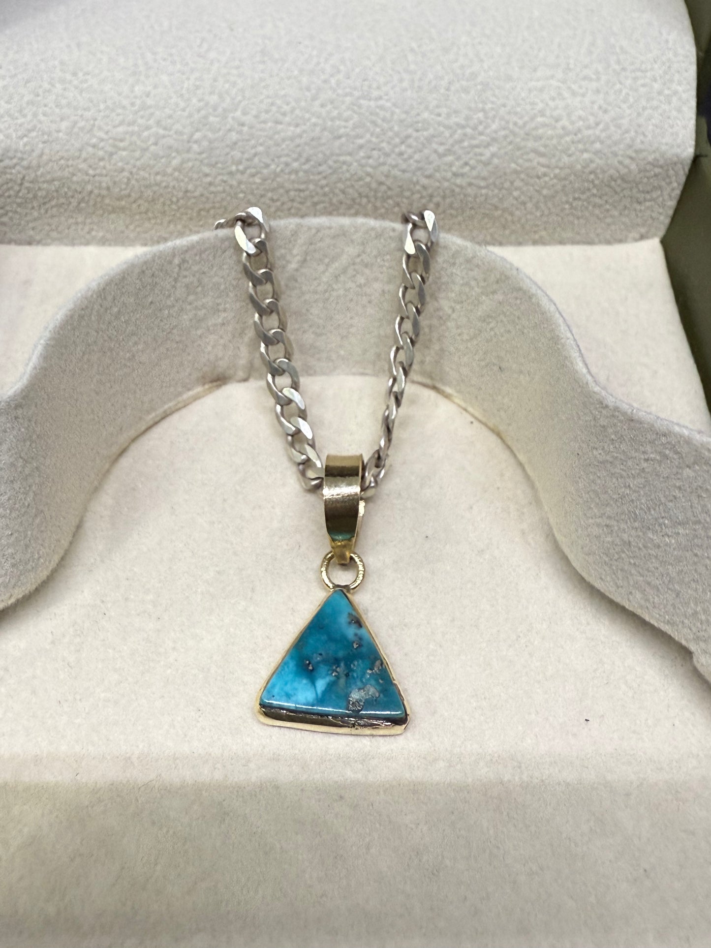 NATURAL FIROZA PENDANT - Energized & Certified ( 5.00 Carate )