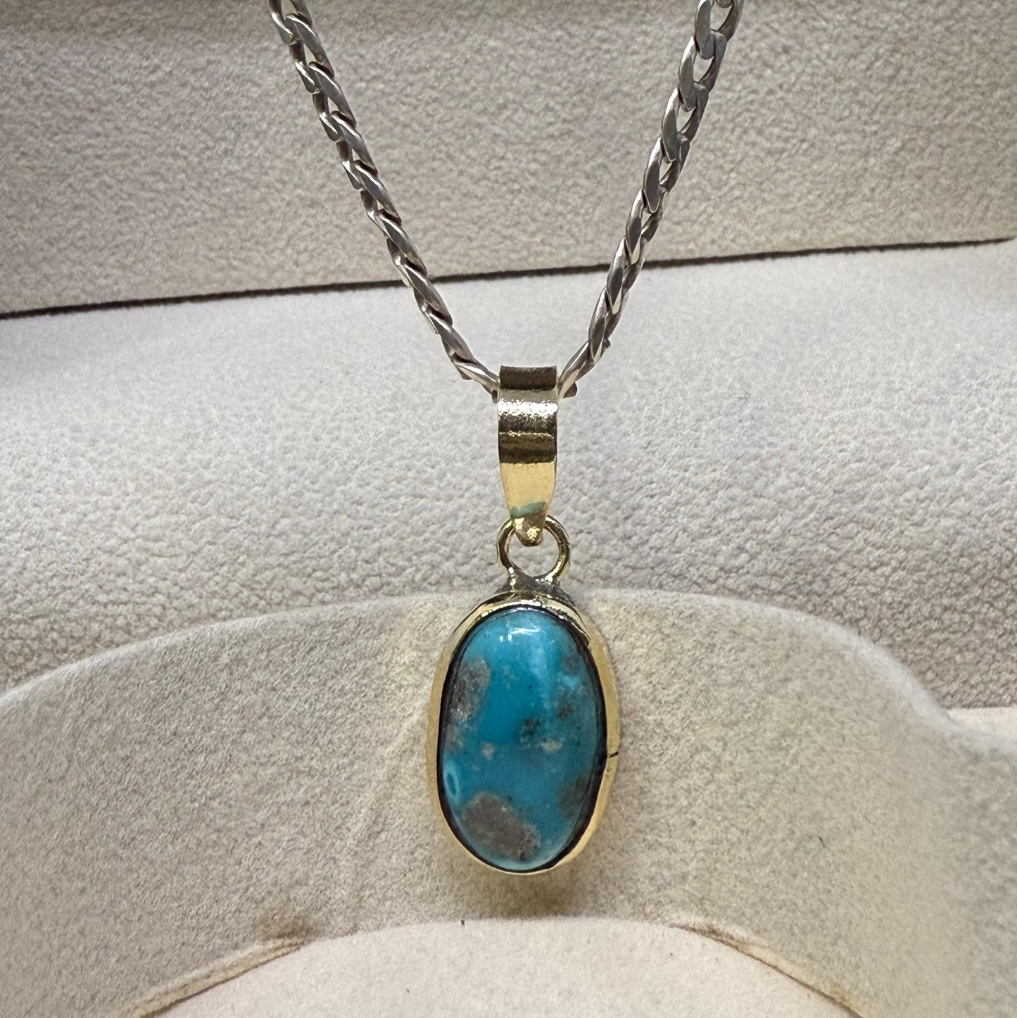 NATURAL FIROZA PENDANT - Energized & Certified ( 8.25 Carate )