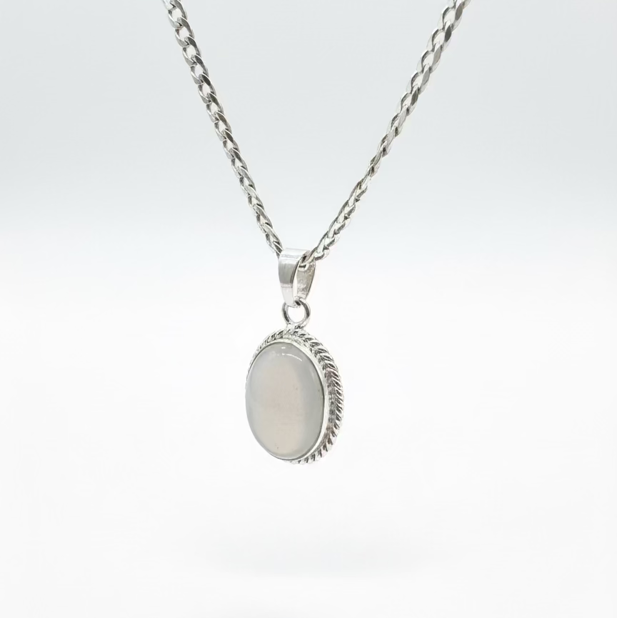 NATURAL WHITE MOONSTONE PENDANT FOR MOON