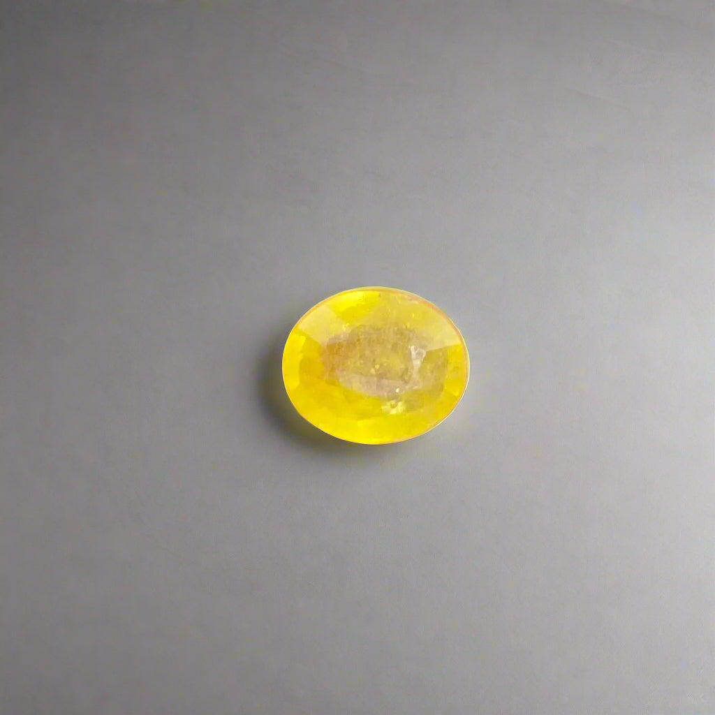 NATURAL YELLOW SAPPHIRE(PUKHRAJ|| 4.92 CARATE || LAB CERTIFIED