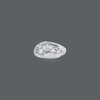 NATURAL WHITE ZIRCON - 7.25 CARATE