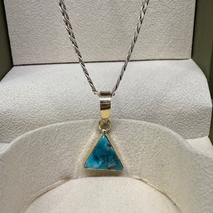 NATURAL FIROZA PENDANT - Energized & Certified ( 5.00 Carate )
