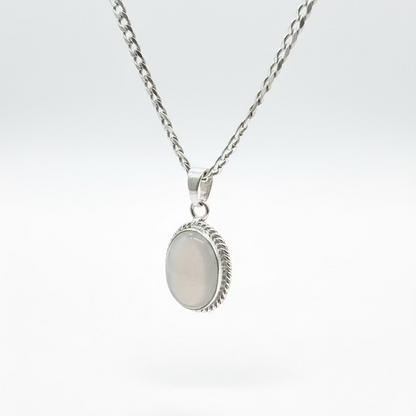 NATURAL WHITE MOONSTONE PENDANT FOR MOON