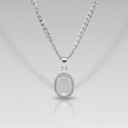 NATURAL WHITE MOONSTONE PENDANT FOR MOON