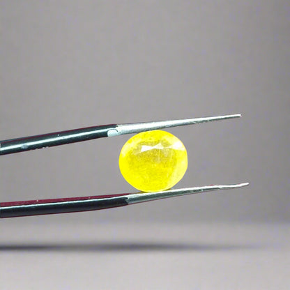 NATURAL YELLOW SAPPHIRE(PUKHRAJ) || 5.18 CARATE || LAB CERTIFIED
